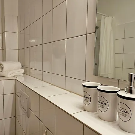 Boardinghouse Pd25 Alte Feuerwache I Mit Einzel- Und Doppelzimmer I 3min Cityhospital I Monteure I Smart Tv I Einzelbetten I Kueche I Gemeinschaftsraum I Wasch I P