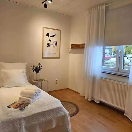 Boardinghouse Pd25 Alte Feuerwache I Mit Einzel- Und Doppelzimmer I 3min Cityhospital I Monteure I Smart Tv I Einzelbetten I Kueche I Gemeinschaftsraum I Wasch I P Pensjonat