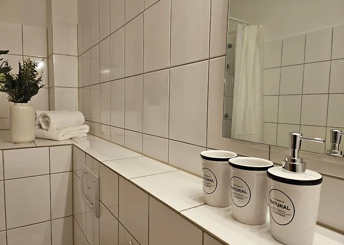 Boardinghouse Pd25 Alte Feuerwache I Mit Einzel- Und Doppelzimmer I 3min Cityhospital I Monteure I Smart Tv I Einzelbetten I Kueche I Gemeinschaftsraum I Wasch I P