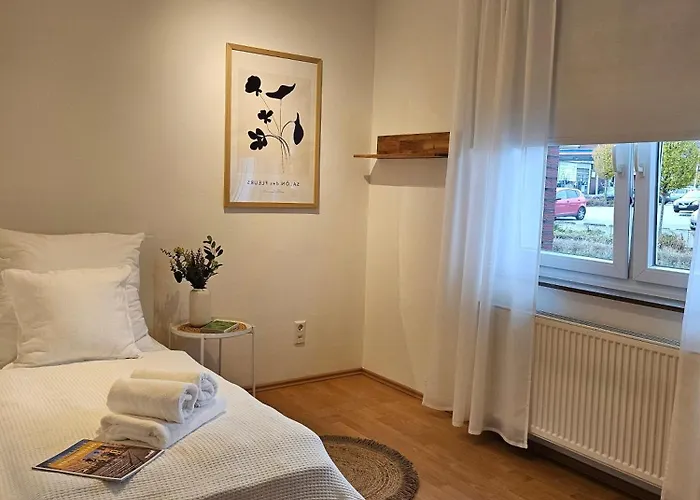 Boardinghouse Pd25 Alte Feuerwache I Mit Einzel- Und Doppelzimmer I 3min Cityhospital I Monteure I Smart Tv I Einzelbetten I Kueche I Gemeinschaftsraum I Wasch I P Penzion