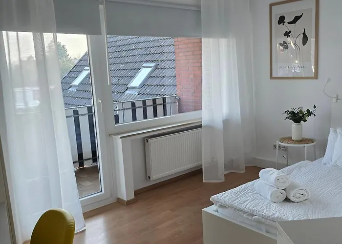 Boardinghouse Pd25 Alte Feuerwache I Mit Einzel- Und Doppelzimmer I 3min Cityhospital I Monteure I Smart Tv I Einzelbetten I Kueche I Gemeinschaftsraum I Wasch I P Penzion *