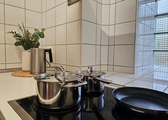 Penzion Boardinghouse Pd25 Alte Feuerwache I Mit Einzel- Und Doppelzimmer I 3min Cityhospital I Monteure I Smart Tv I Einzelbetten I Kueche I Gemeinschaftsraum I Wasch I P *